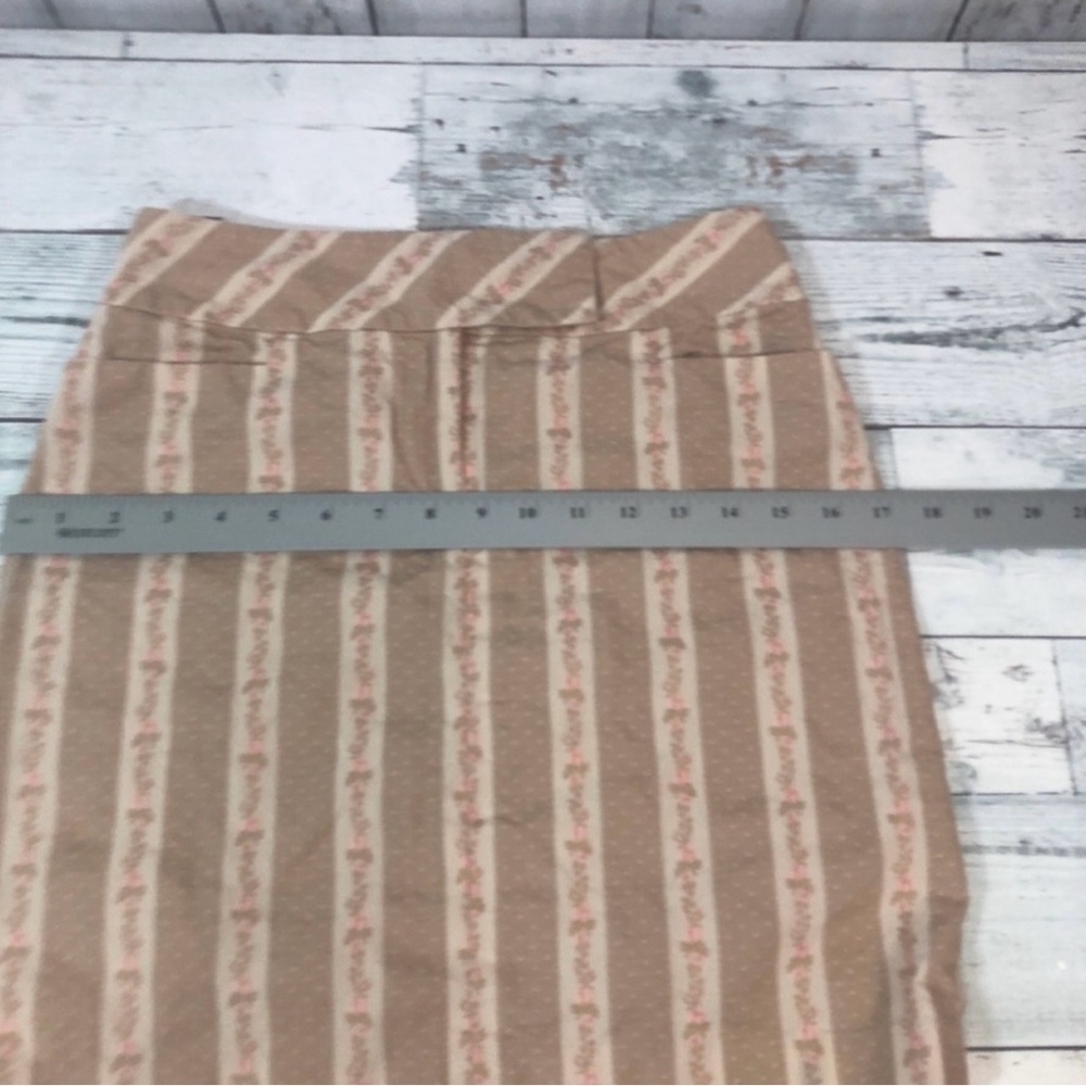 Ann Taylor Loft Floral Stripe Pencil Tan and Cream Skirt 0 - Picture 10 of 11